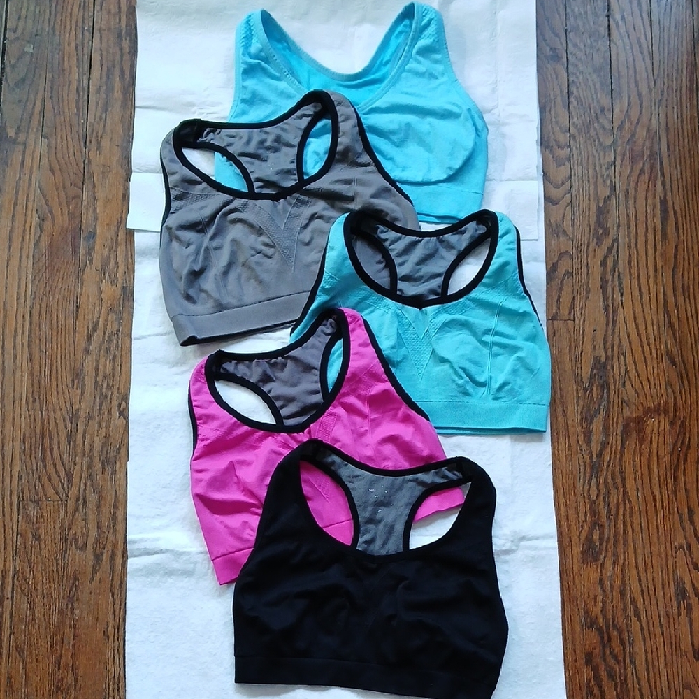 Women’s Wireless Racerback Sports Bras - Black, Pink, Aqua, Gray